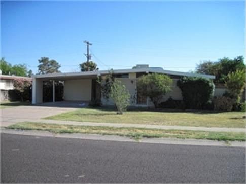 1st image of 3549 W Puget Ave