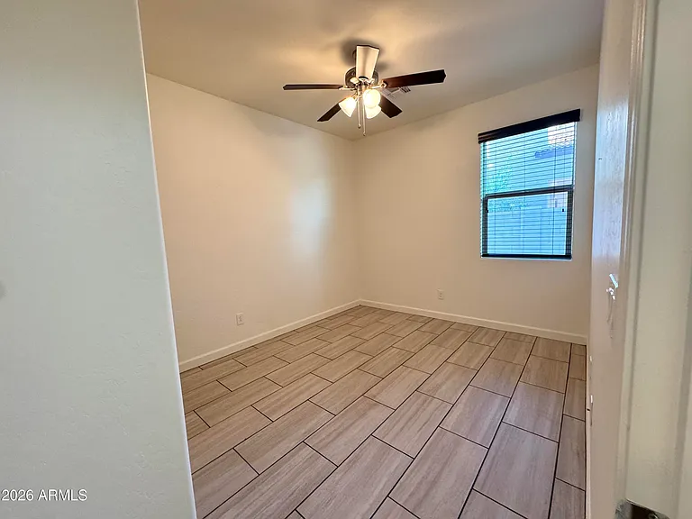 1848 N Loretta Pl — Photo 9
