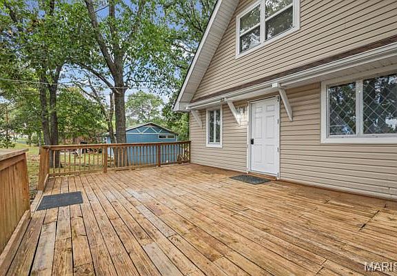 5th image of 2941 Meyer Rd