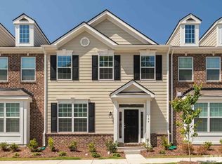 124 Spring Pine Ln, Holly Springs, NC 27540