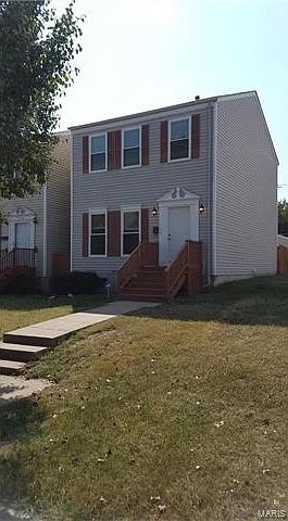 1st image of 2750 Caroline St