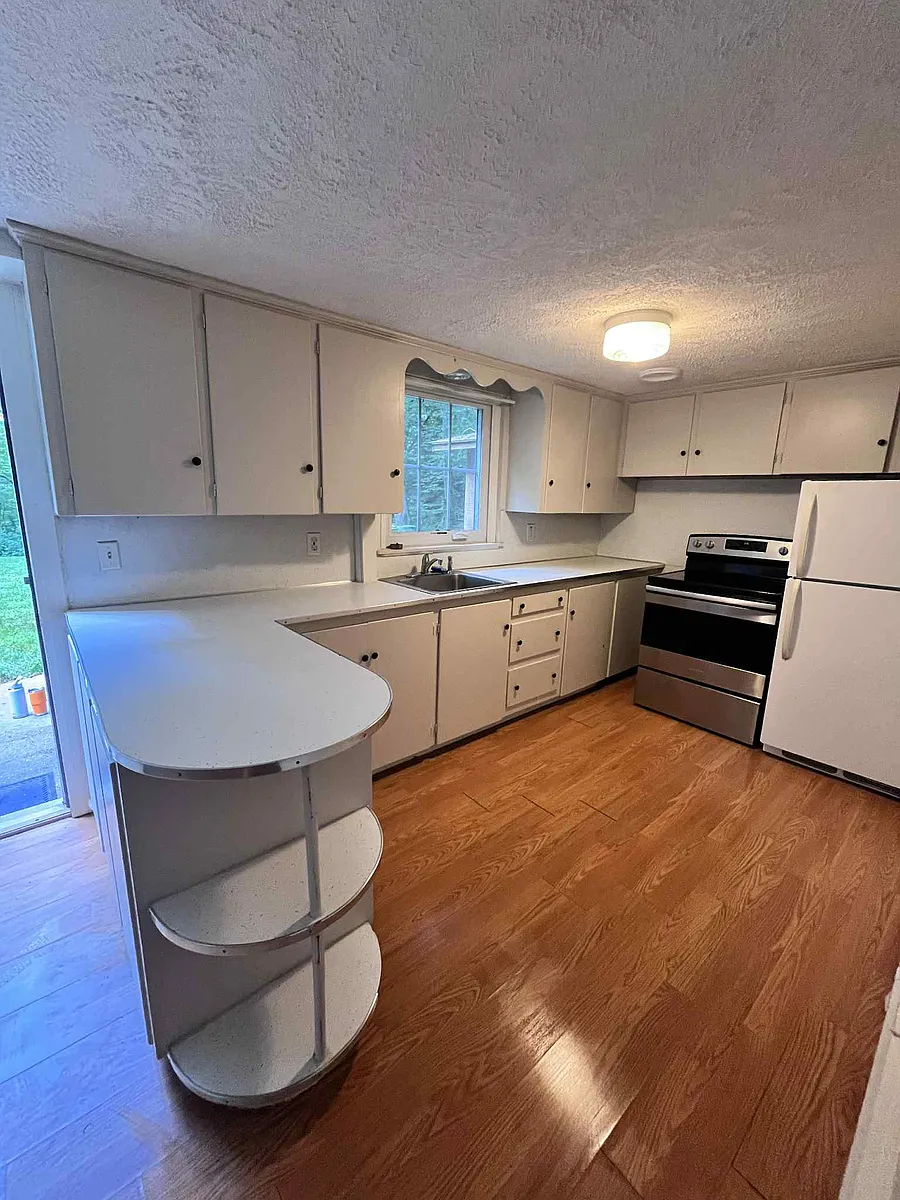 Building Photo - 41 Storrs Heights Rd #C