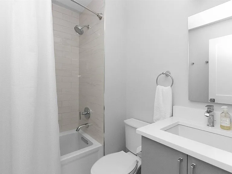 75 Clearview Ave — Photo 25