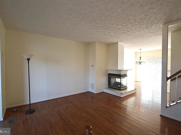 2nd image of 4036 Kimberley Glen Ct