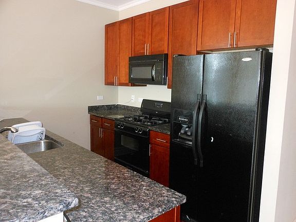 2nd image of 4300 N Kedzie Ave Unit 403