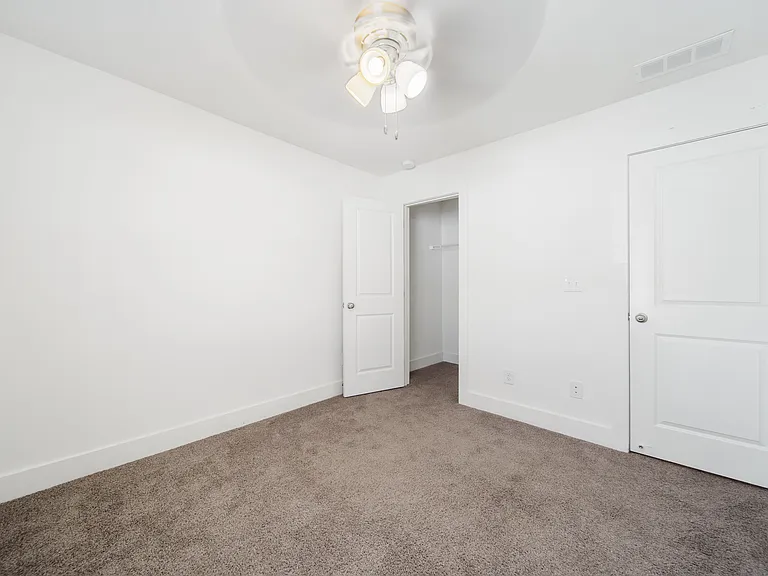 72 Garrison Dr — Photo 13