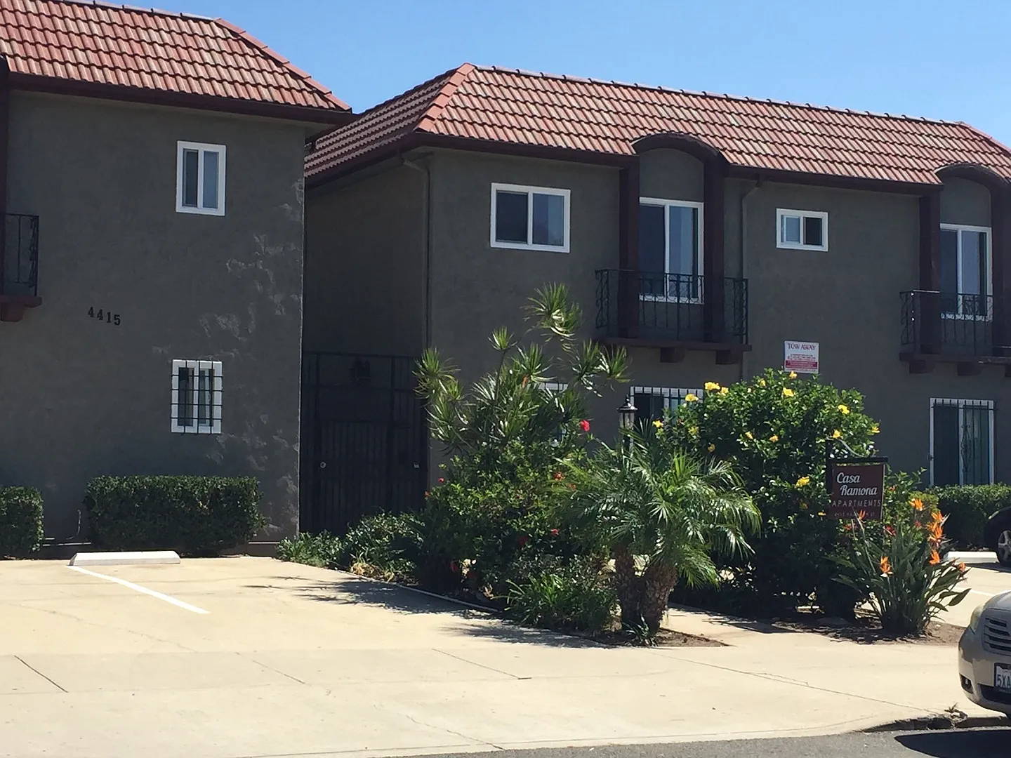 University Heights/North Park - Great upper 2BR/1BA w/parking — Photo 1