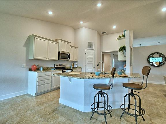 2nd image of 153 Heritage Park Ln