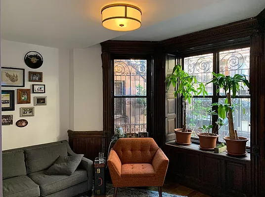 Rented by Bohemia Realty Group | media 9