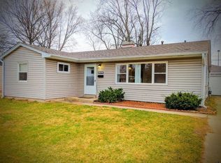 7762 Catalpa Ave, Hammond, IN 46324