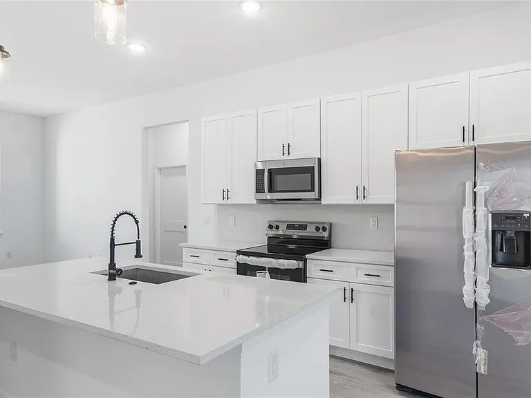 2600 SW 146th Place Rd — Photo 3