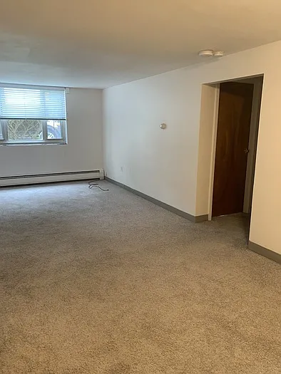 7 Harris Cir #2 — Photo 3