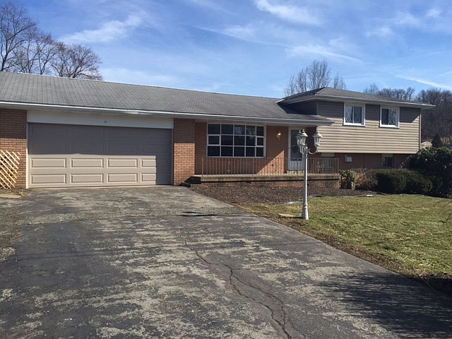 1st image of 6 Tanglewood Dr
