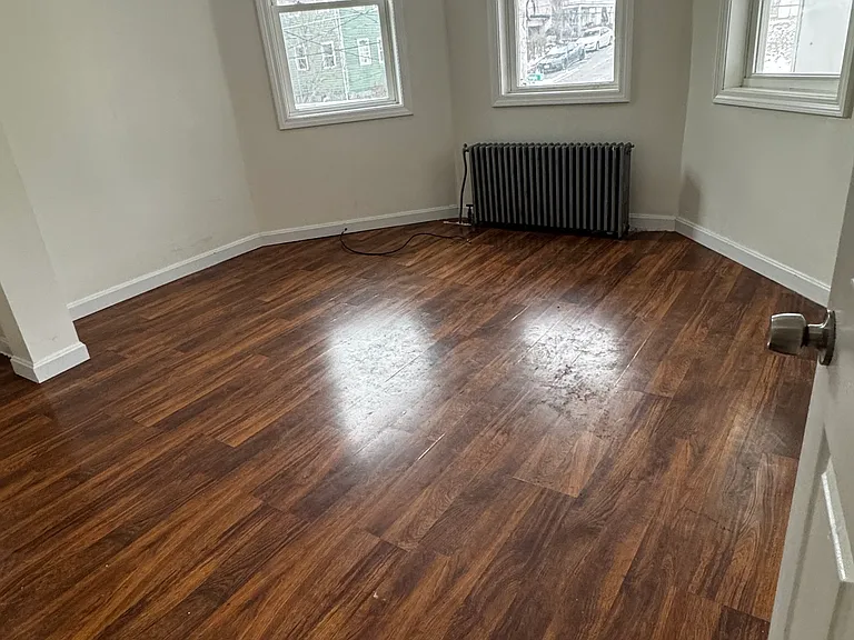 58 Temple St #B — Photo 8