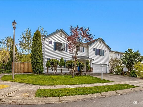 3rd image of 9307 177th Street E