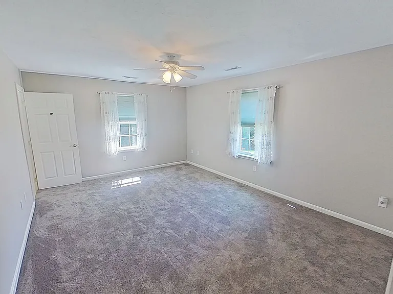 1377 Village Dr — Photo 6