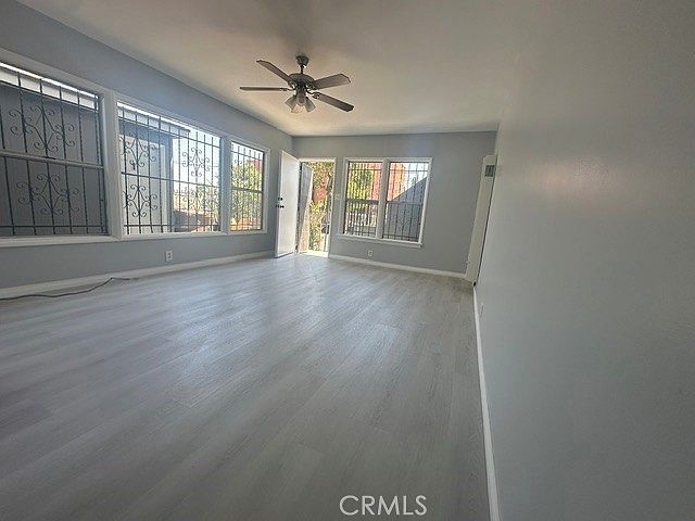 1st image of 8811 S Budlong Ave