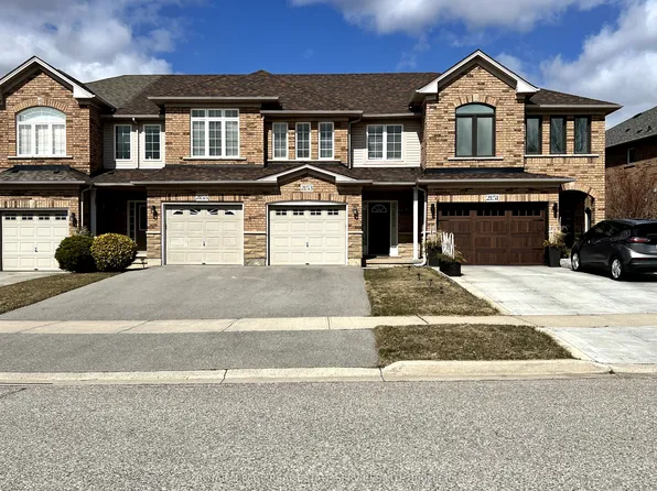 2153 Redstone Cres, Oakville, ON L6M 5B2