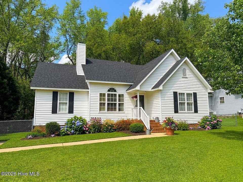 1st image of 109 Arbor Drive