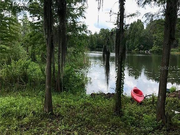 4th image of 3808 Brooke Lakes Dr