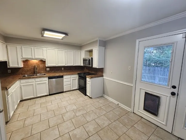 5 Hickory Ln — Photo 6