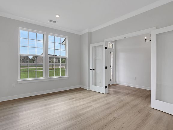 Esquire Place Move-in Ready