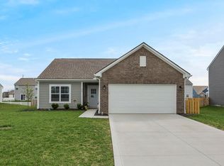 414 Quincy Cir, London, OH