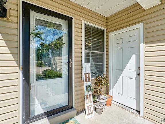 5th image of 1605 Fairwood Forest Dr