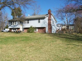 296 Cromwell Hill Rd, Monroe, NY 10950