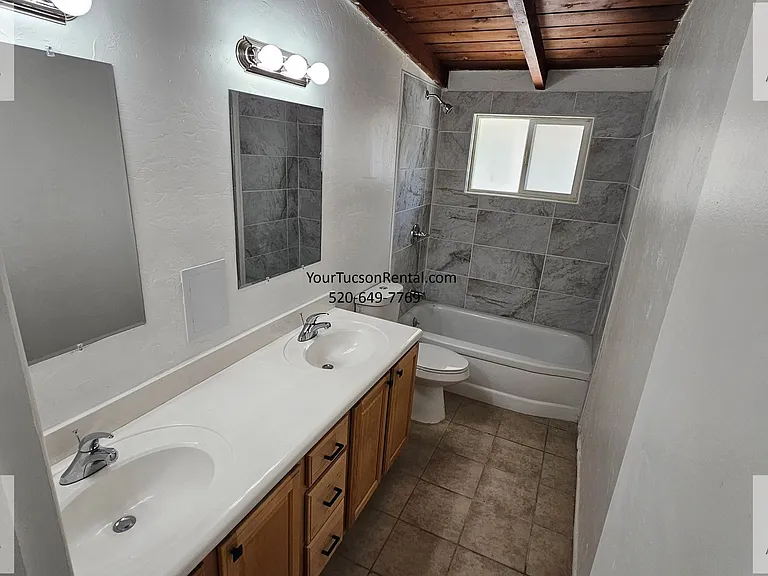 Greenlee — Photo 17