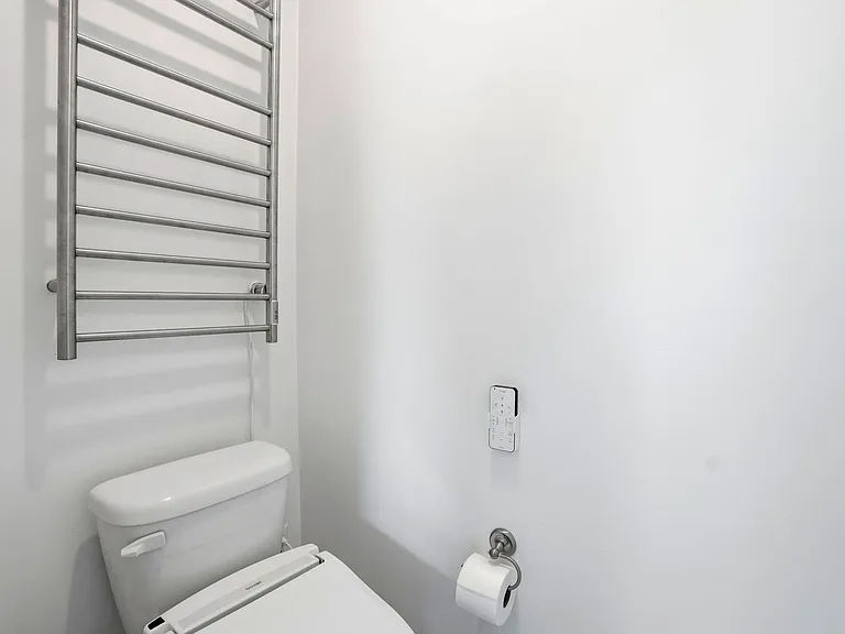 2035 Prestwick Pl — Photo 29