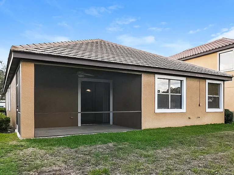 20355 Chestnut Grove Dr — Photo 16