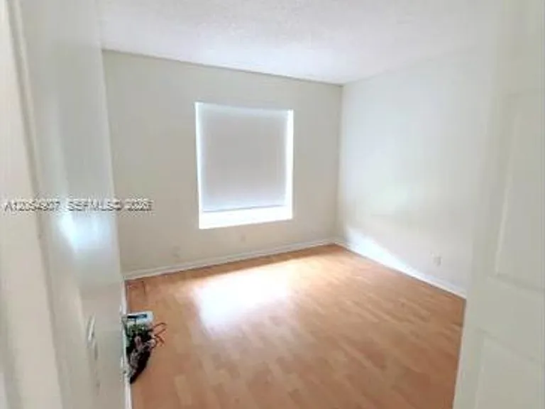 1064 Cedar Falls Dr #1064 — Photo 16