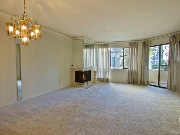 5th image of 401 100th Ave NE APT 213