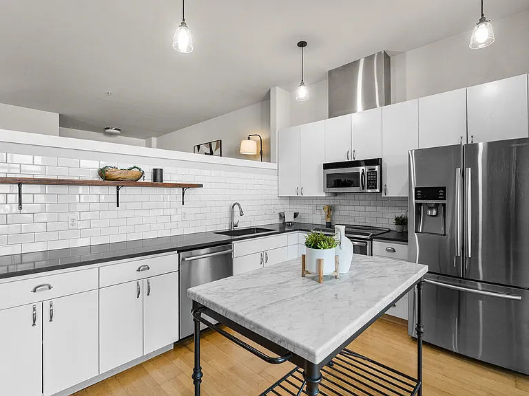 655 Crockett St #A104 — Photo 11