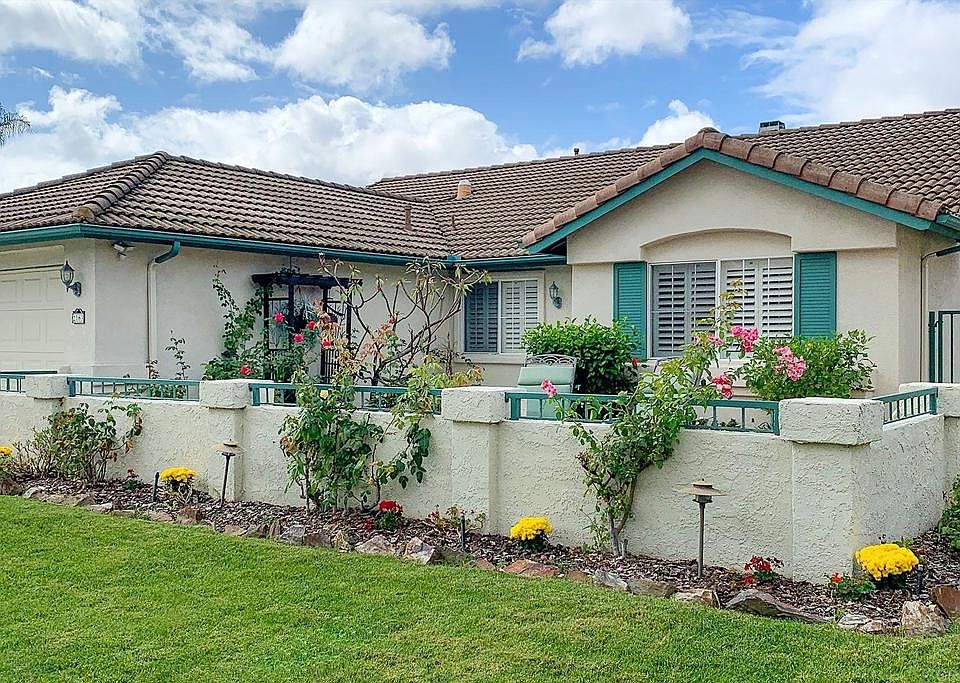 1st image of 2163 Krystal Pl