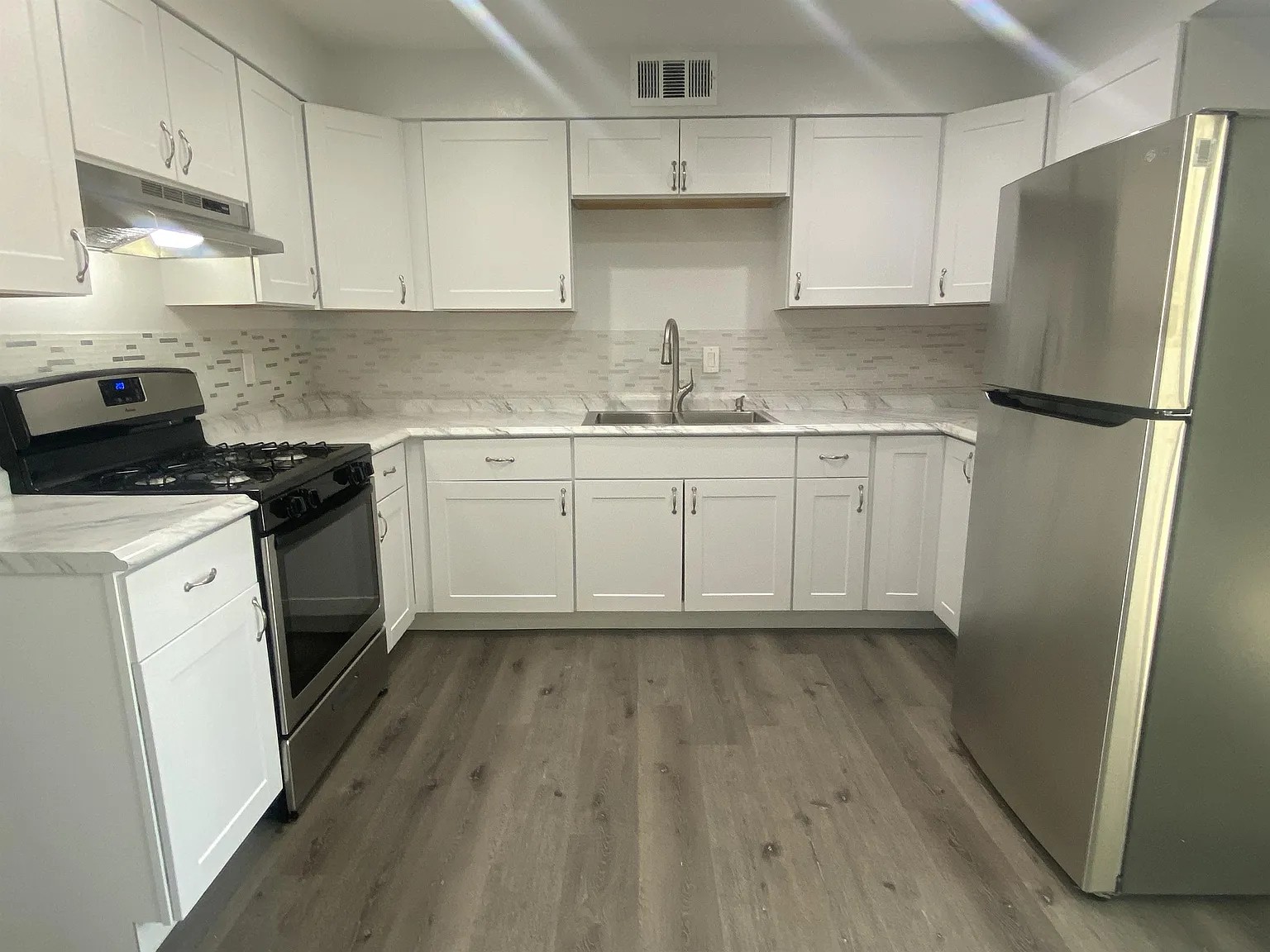 1302 North 48th Place - 4 — Photo 1