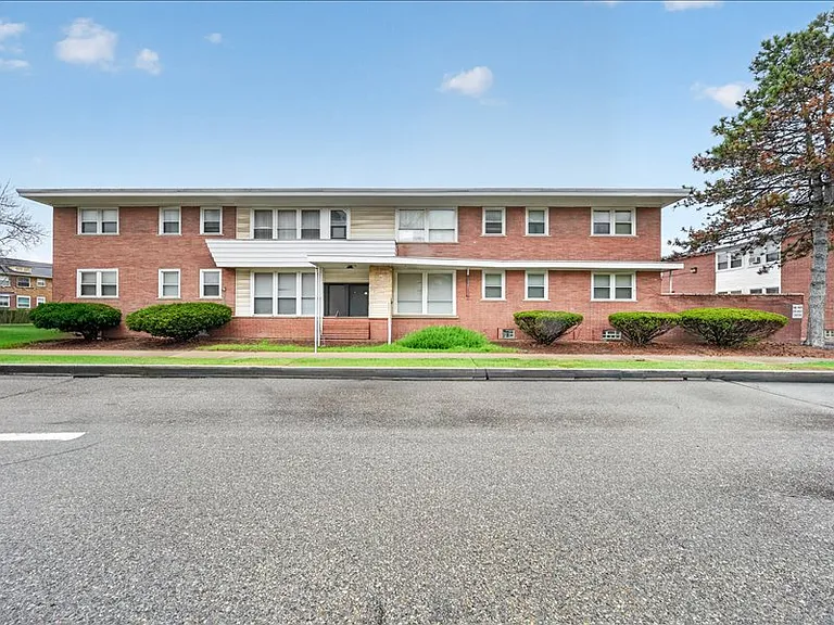 810 Whitmore Dr #205 — Photo 15
