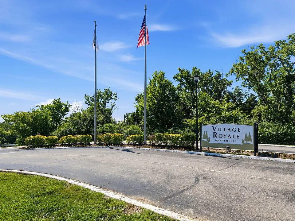Village Royale