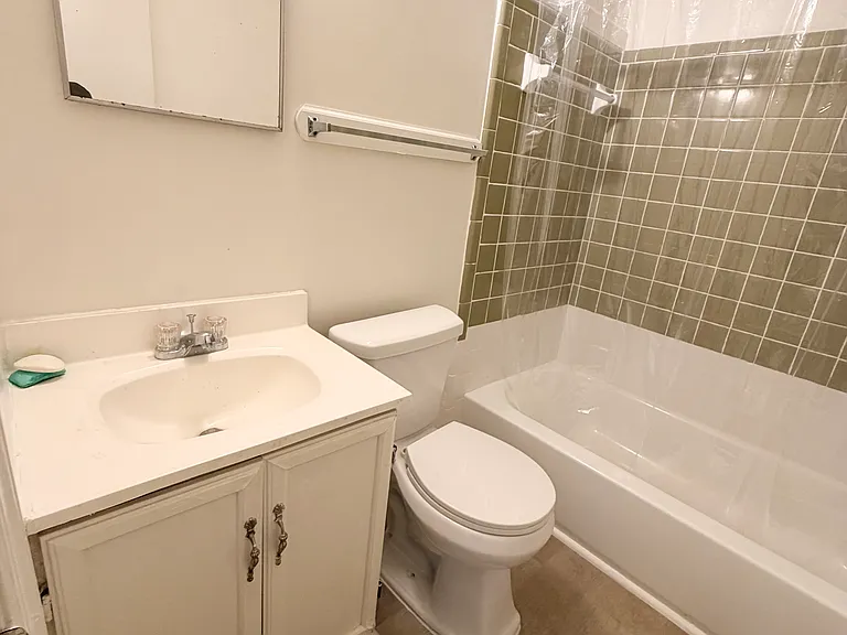 21 Golden Ct — Photo 5