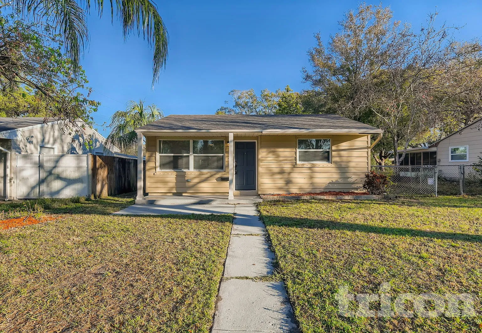 5153 4Th Avenue N St Petersburg FL — Photo 2