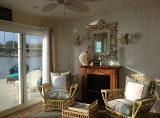 287 Linden Ave, Branford, CT 06405