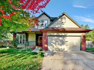 323 S Village Rd, Andover, KS 67002