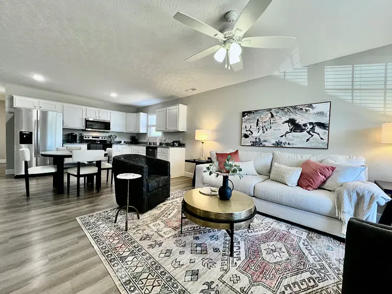109 Southwind Blvd — Photo 2