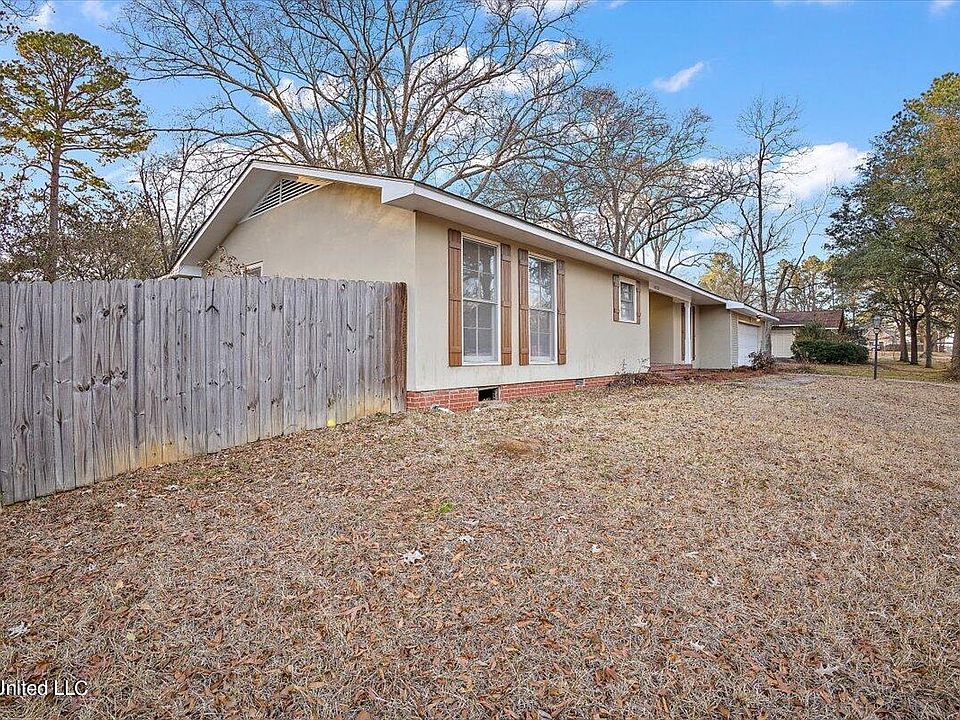 4635 Ridgewood Rd, Jackson, MS 39211 Zillow