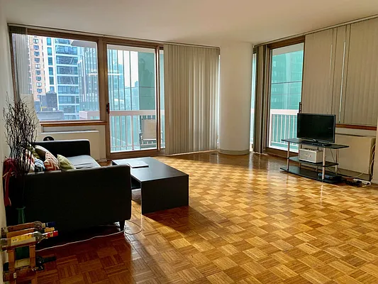 Rented by Keller Williams NYC | media 26