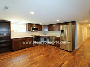 1526 SE 23rd Ave UNIT B, Portland, OR 97214