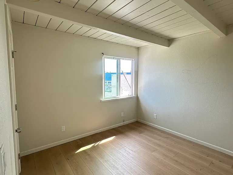 1327 Burbeck Ave #1323 — Photo 11