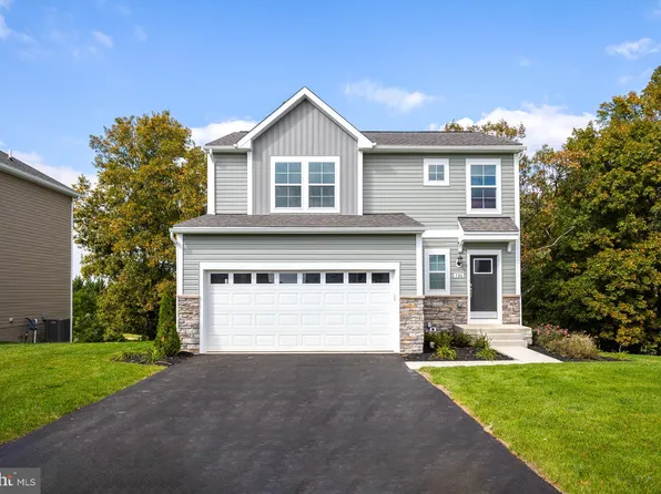 Aragon Dr, Charles Town, WV 25414