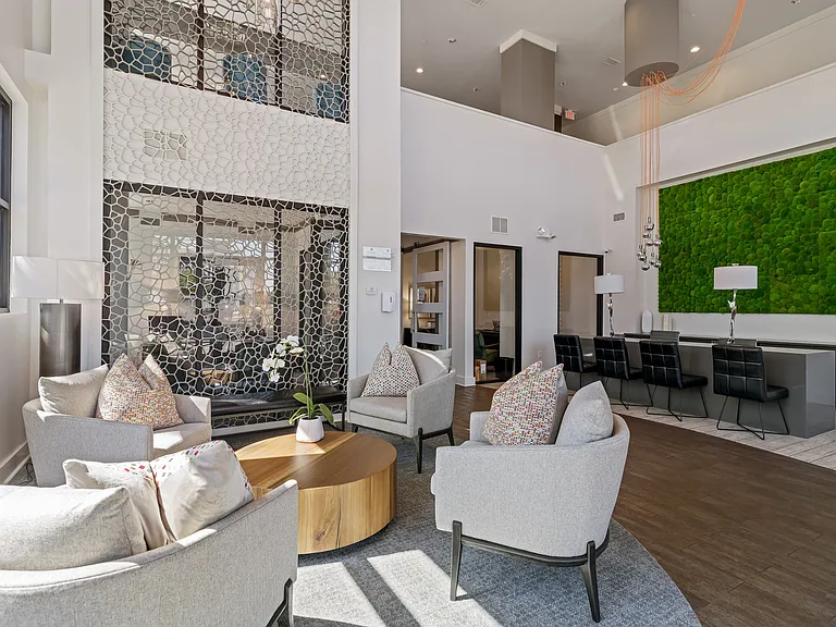 Artemis Midtown — Photo 78